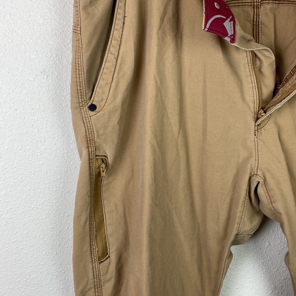 Wrangler | Kangaroo/Camel Outdoor Pants 40 x 30 - Picture 6 of 8